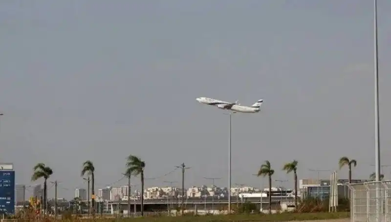 Yemenli Husiler, Ben Gurion Havalimanı'nı Hedef Alarak Krizi Tırmandırıyor