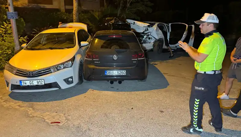 Alkollü Sürücü Baraj Yolu'nda Korkunç Kaza Yaptı: Üç Araç Birden Hasar Gördü