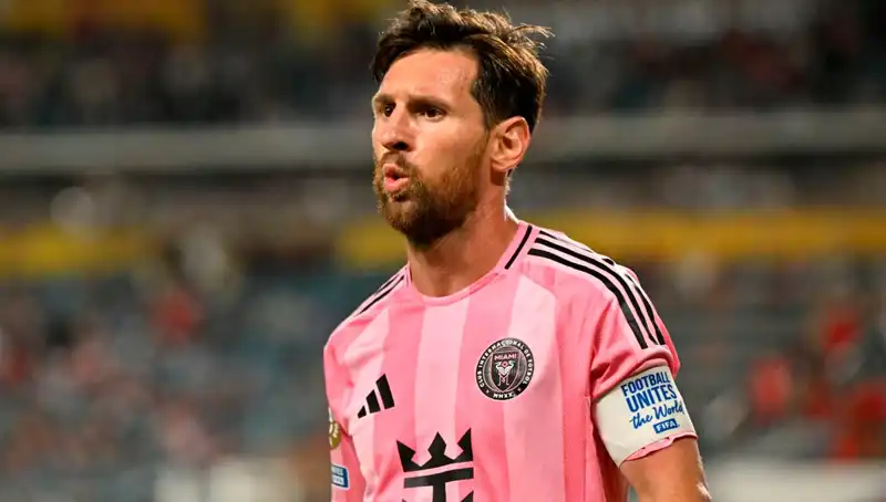 Messi, Yeni Takımıyla İlk Maçında Nefes Kesen Anlar Yaşattı