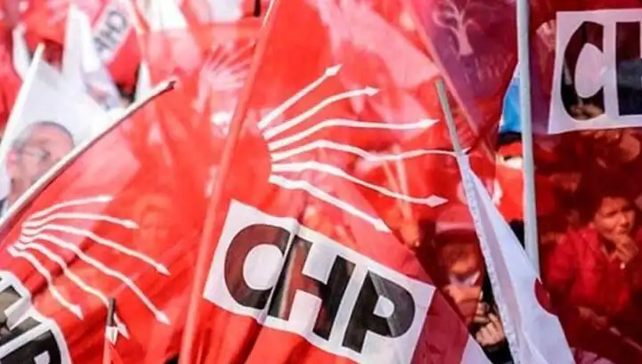 CHP’de Çalkantılı Süreç: Ataşehir, Esenyurt ve Sarıyer İlçe Kongreleri Neden İptal Edildi?