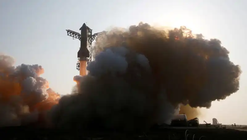 Starship 9'uncu Testinde Kontrolden Çıktı: Uzay Yolculuğunda Yeni Bir Dönem mi?