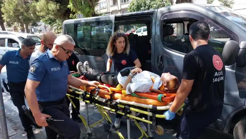 Samsun'da Minibüsün Kamyona Çarpması: Kazanın Ayrıntıları ve Sonuçları