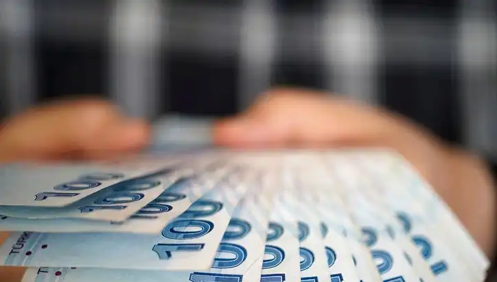 Temmuz 2025’te Emeklilere Sunulan Promosyonlar: Hangi Bankalar Ne Kadar Veriyor?