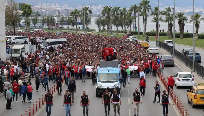 İzmir'de Grevde Neler Yaşanıyor? Dördüncü Günde Grevci İşçilerden Güçlü Mesajlar