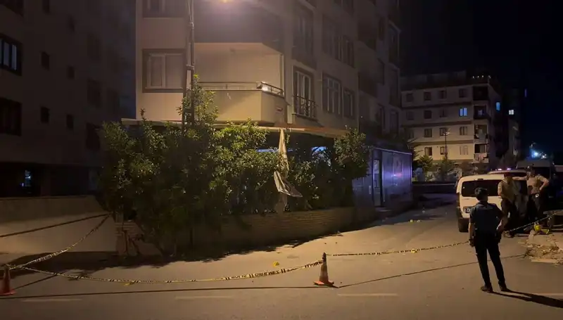 İstanbul’da Kafeye Silahlı Saldırı: Olayın Perde Arkası ve Mağdurlar