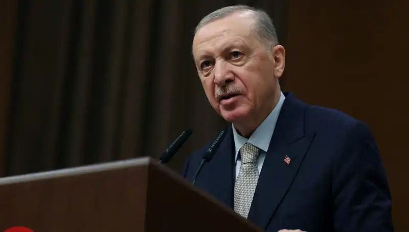Cumhurbaşkanı Erdoğan'dan Sokak Terörüne Sert Tepki: "Soygunları Perdelemek İçin Yapılıyor!"