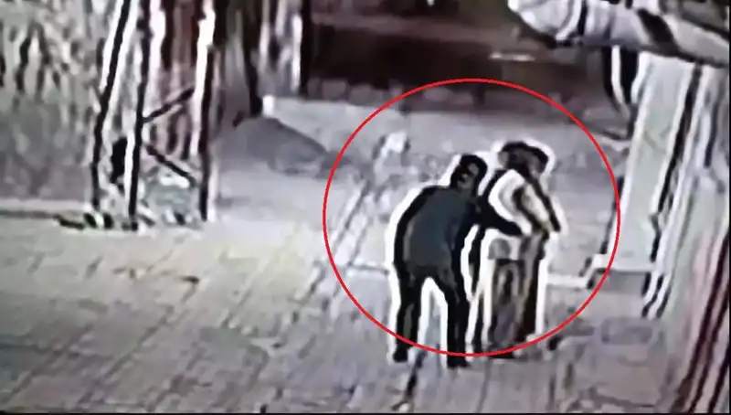 Kapkaççılara Göz Açtırmayan Polis Operasyonu: Pazarcı ve Simitçi Kılığına Girdiler