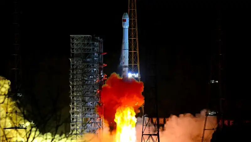 Çin’in Uzaya Gönderdiği Tienvın-2 ile Asteroid Keşif Yolculuğu Başladı