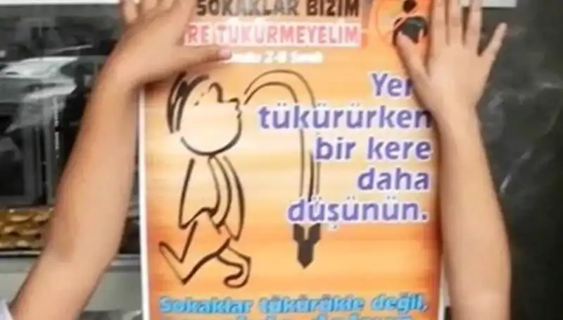 Yere Tükürdüğü İçin Ceza Kesilen Genç, Mahkemede Şok Yaşadı