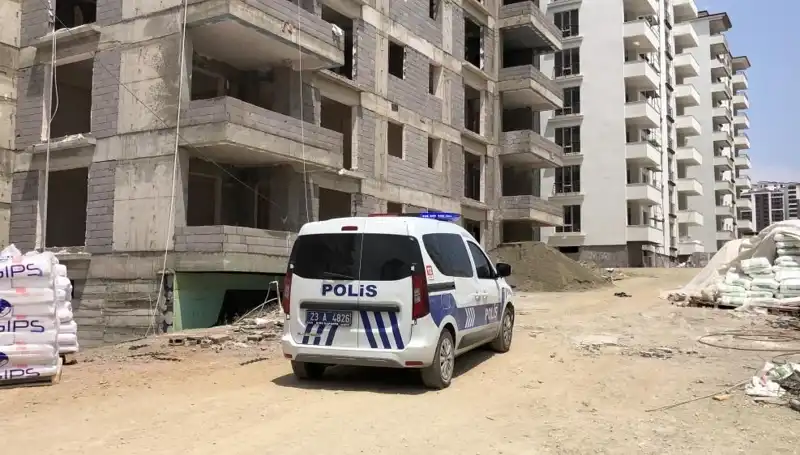 İnşaat Şantiyesinde Gizemli Ölüm: Bir İşçinin Hayatını Kaybetmesiyle Sarsıldı