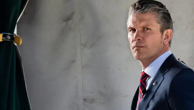 Eski Danışmanından Çarpıcı İfadeler: İki Pete’in Paranoyak ve Takıntılı Hikayesi