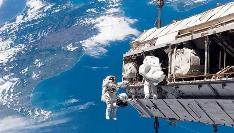 NASA ve Rusya, Uzay İstasyonu İçin Tarihi Ortaklık Kurdu!
